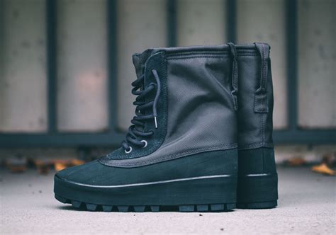 yeezy 950 boots season 3.